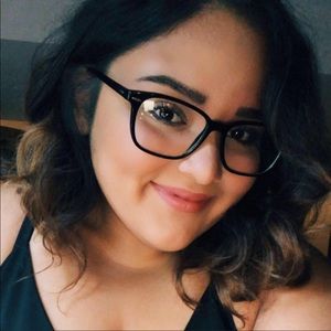 Meet your Posher, Erica